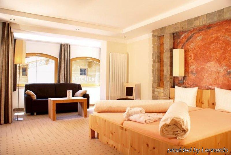 Hotel Des Alpes Samnaun Kültér fotó